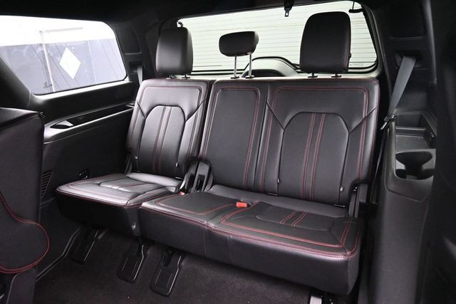 Used 2021 Ford Expedition Limited AWD/4WD image 19