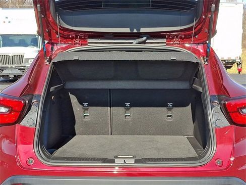 Used 2024 Chevrolet Trax RS w/ Driver Confidence Package image 29