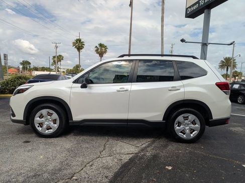 Used 2024 Subaru Forester AWD/4WD image 8