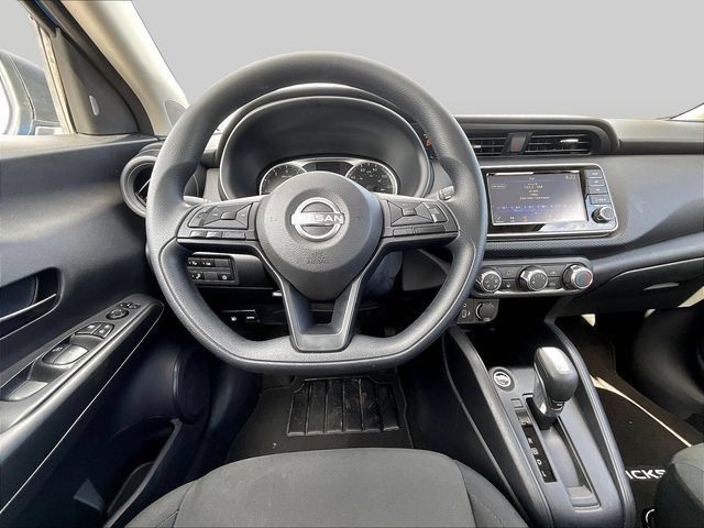 Certified 2025 Nissan Kicks Play S FWD image 10