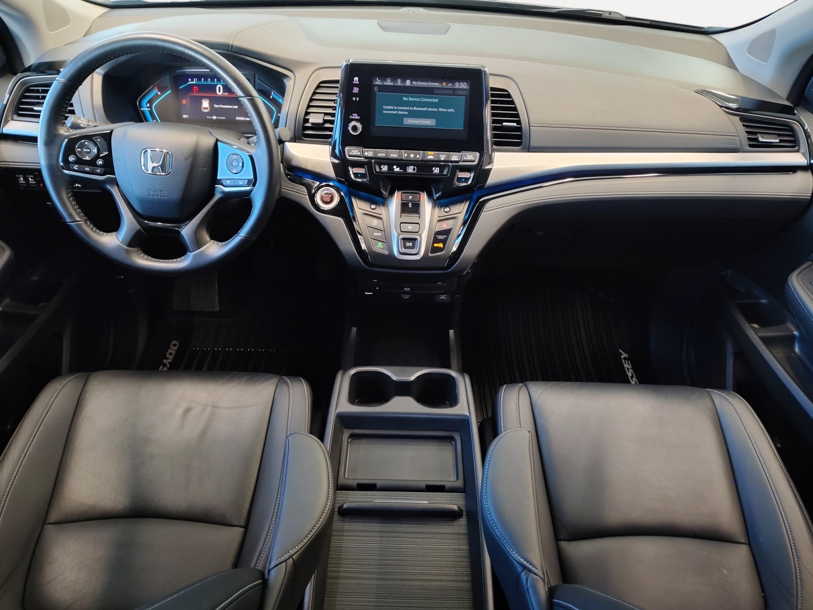 Used 2024 Honda Odyssey Touring image 3