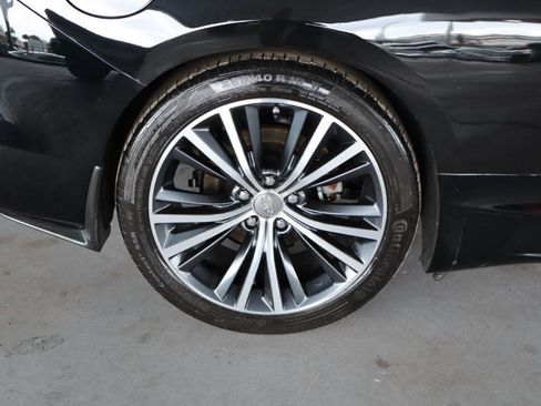 Used 2019 INFINITI Q60 3.0t Luxe w/ Essential Package image 5