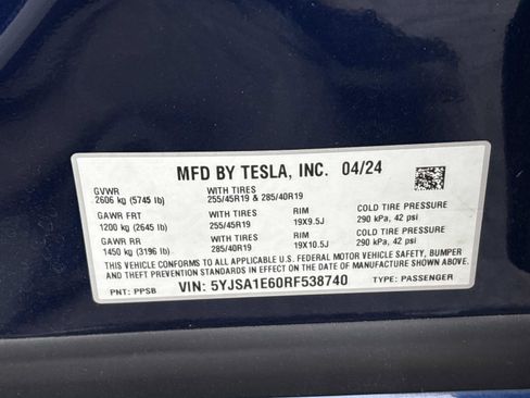 Used 2024 Tesla Model S Plaid AWD/4WD image 11