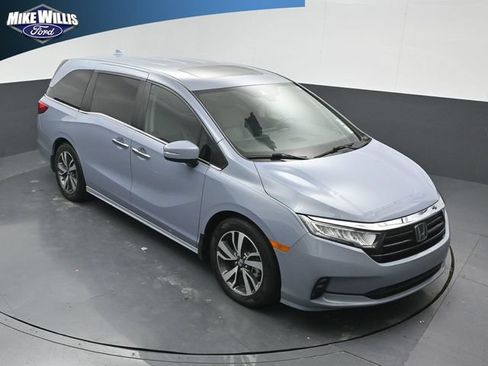 Used 2023 Honda Odyssey Touring image 9