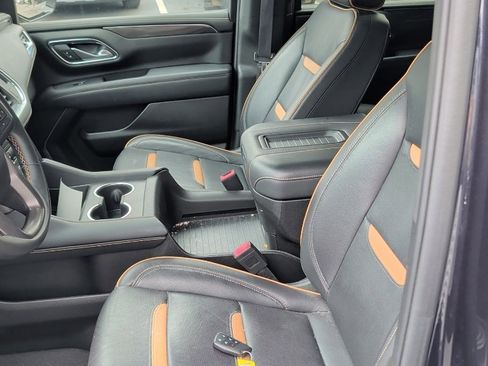 Used 2024 GMC Yukon XL AT4 w/ AT4 Premium Plus Package image 6