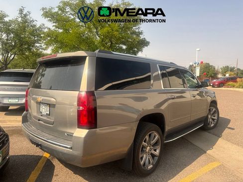 Used 2018 Chevrolet Suburban Premier AWD/4WD image 5