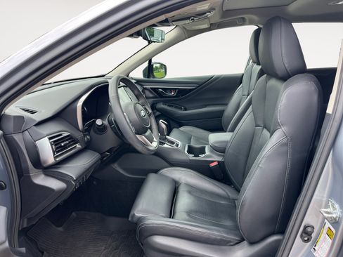 Used 2024 Subaru Outback Touring XT AWD/4WD image 11