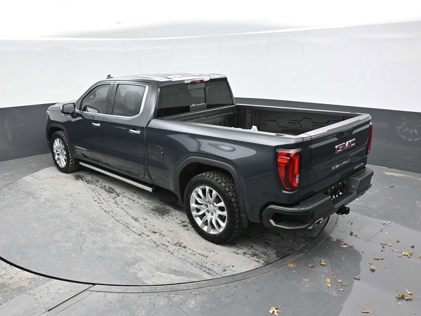Used 2021 GMC Sierra 1500 Denali w/ Denali Ultimate Package AWD/4WD image 14