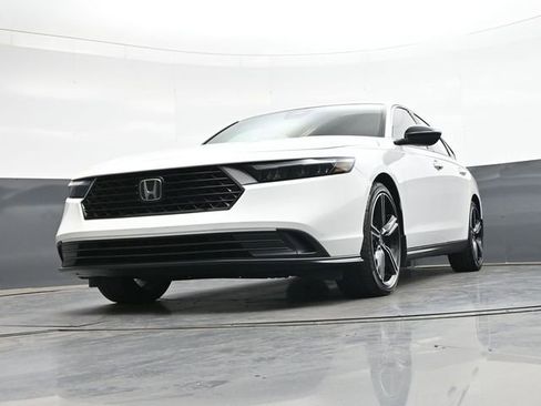 Used 2023 Honda Accord Sport image 36