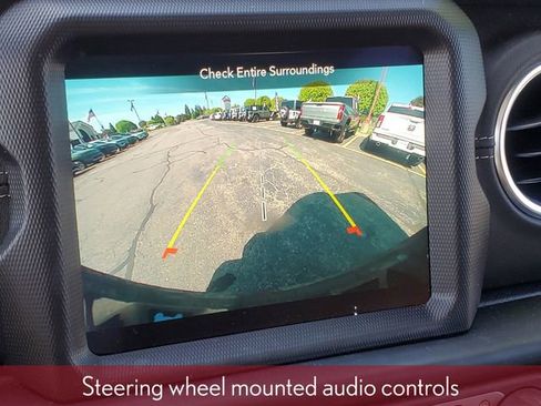 Used 2023 Jeep Wrangler Unlimited Sahara w/ Cold Weather Group AWD/4WD image 21