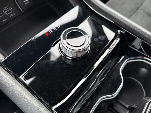 Used 2023 Jeep Grand Cherokee Altitude image 36