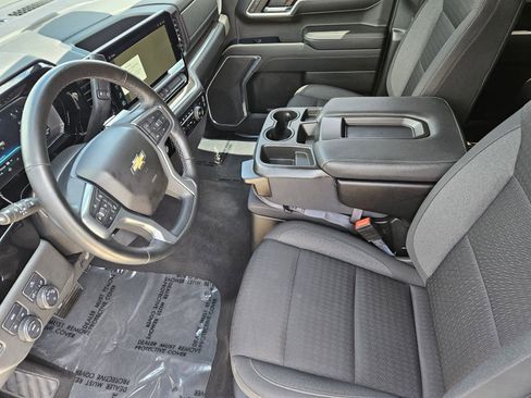 Certified 2023 Chevrolet Silverado 1500 LT AWD/4WD image 18