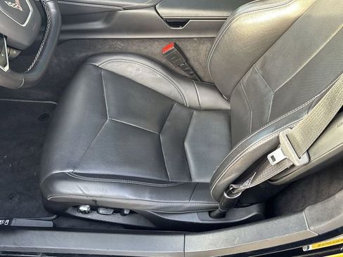 Used 2022 Chevrolet Corvette Stingray Preferred Cpe w/ Z51 Performance Package image 19