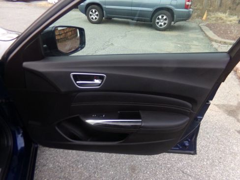 Used 2018 Acura TLX image 34