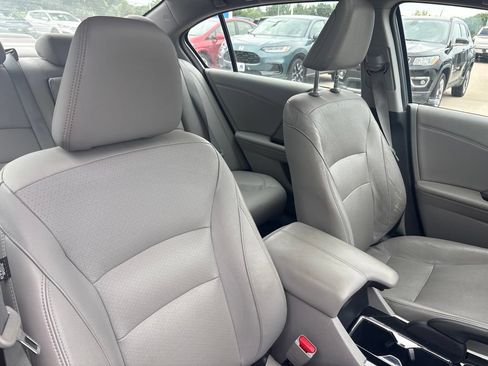 Used 2016 Honda Accord EX-L image 27
