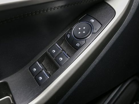 Used 2023 Ford Explorer XLT w/ Equipment Group 202A image 40