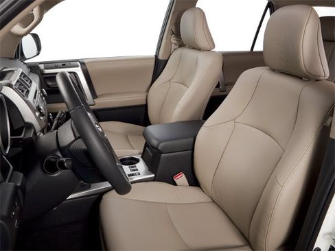 Used 2013 Toyota 4Runner SR5 w/ Convenience Pkg AWD/4WD image 8