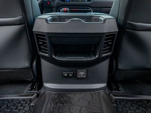 Used 2025 Toyota Tundra TRD Pro AWD/4WD image 31