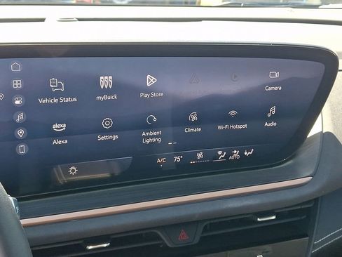 Used 2025 Buick Envision Sport Touring image 17