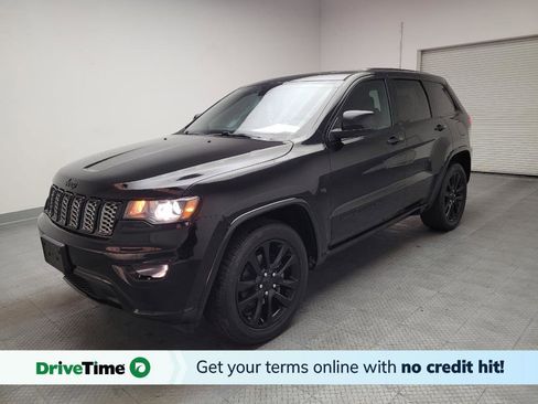 Used 2018 Jeep Grand Cherokee Altitude image 1