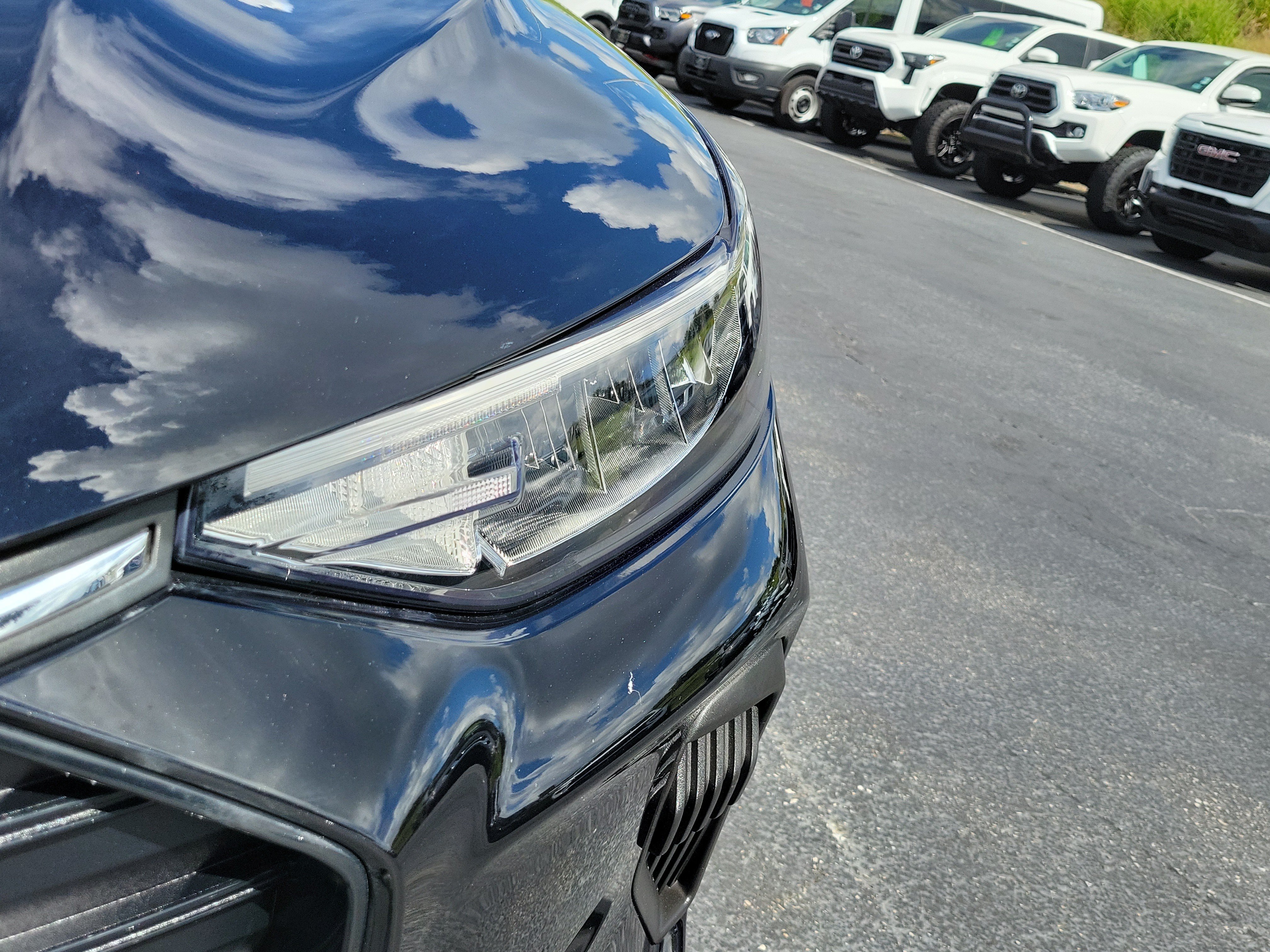 Certified 2023 Ford Escape ST-Line w/ Tech Pack #1 FWD image 3