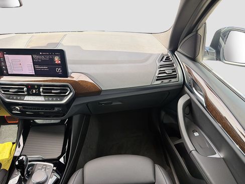 Used 2023 BMW X3 sDrive30i w/ Premium Package w/ZPA RWD image 18