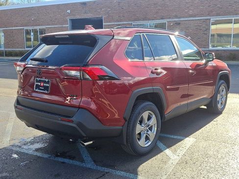 New 2025 Toyota RAV4 XLE image 18