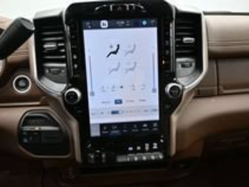 Used 2023 RAM 2500 Laramie AWD/4WD image 12