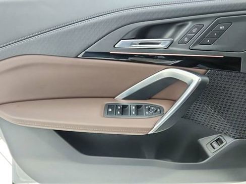 Used 2025 BMW X2 xDrive28i image 35