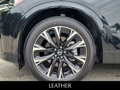Used 2026 MAZDA CX-90 3.3 Turbo S w/ Premium Plus AWD/4WD image 7