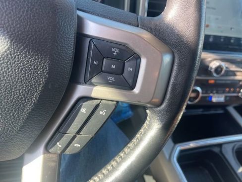 Certified 2022 Ford F250 Lariat w/ Chrome Package image 32