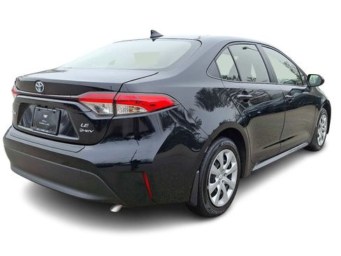 Used 2025 Toyota Corolla LE image 5