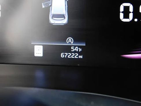 Used 2023 Kia Soul LX w/ Option Group 015 FWD image 20
