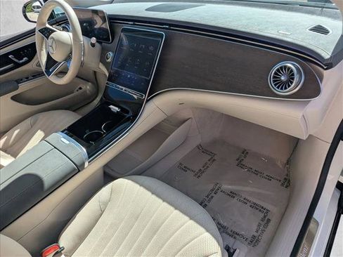 Used 2022 Mercedes-Benz EQS 450+ Sedan image 23