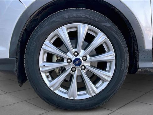 Used 2017 Ford Escape Titanium image 12