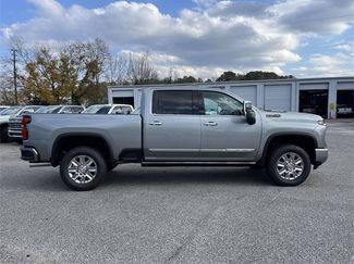 New 2026 Chevrolet Silverado 2500 High Country w/ Technology Package video 2