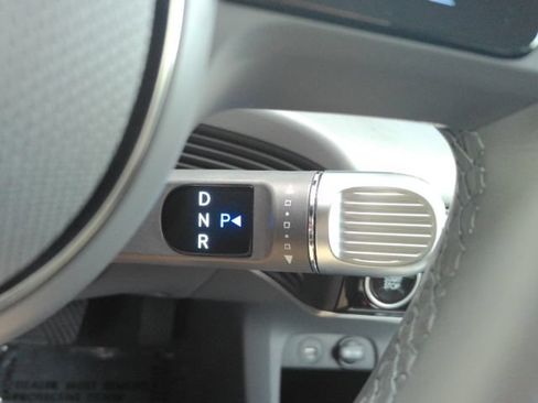 Used 2024 Hyundai Ioniq 5 SEL RWD image 41