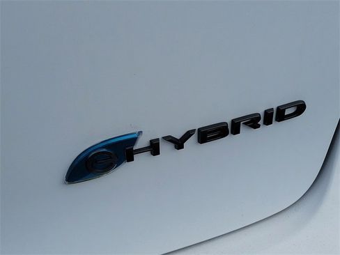 New 2023 Chrysler Pacifica Touring-L w/ S Appearance Package image 8