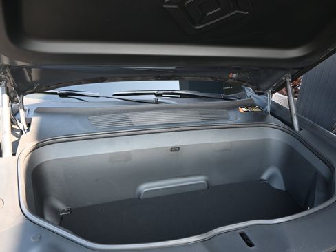 Used 2023 Rivian R1T Adventure image 59