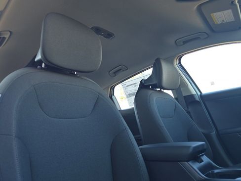 New 2026 Kia K4 LXS image 14