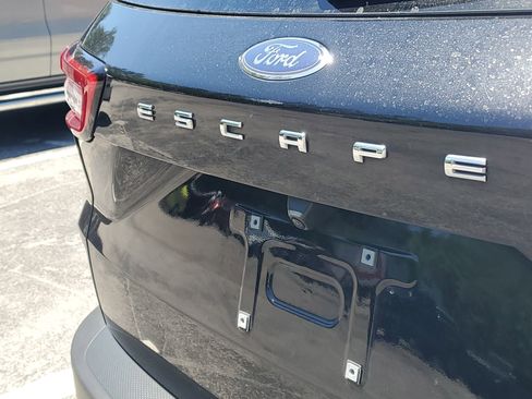 Used 2025 Ford Escape ST-Line image 7