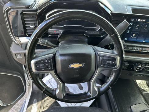 Used 2024 Chevrolet Silverado 2500 LT w/ Convenience Package AWD/4WD image 14