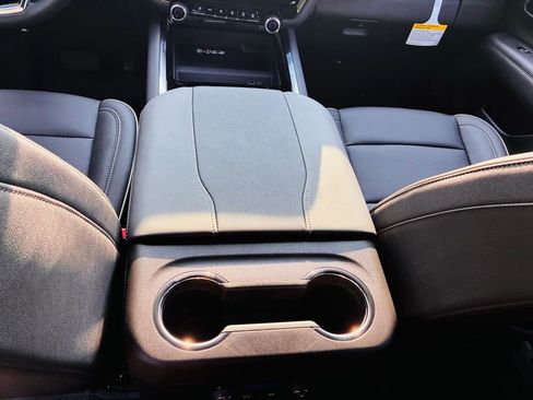 New 2025 Chevrolet Tahoe Premier image 19