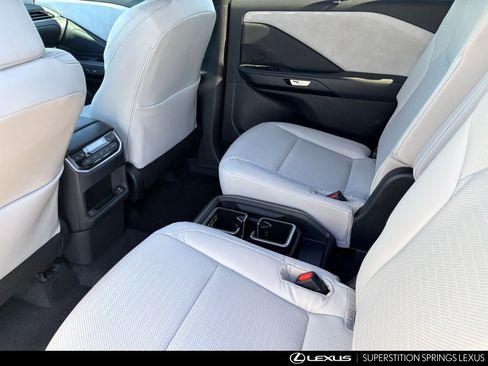 New 2026 Lexus TX 350 AWD image 24