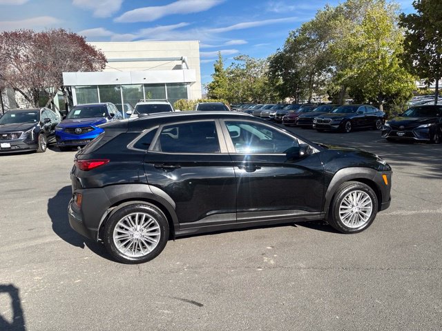 Used 2021 Hyundai Kona SEL w/ Cargo Package FWD image 9