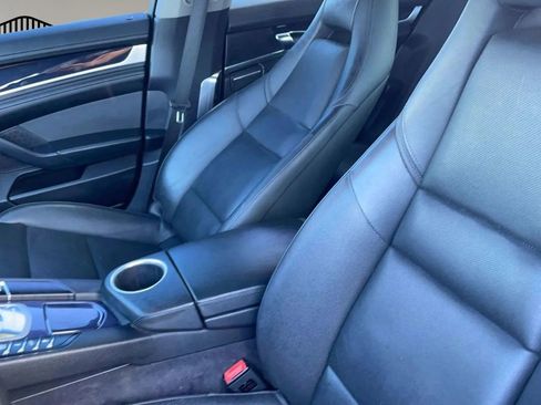 Used 2015 Porsche Panamera S RWD image 31