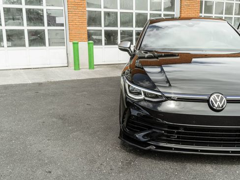 Used 2023 Volkswagen Golf R AWD/4WD image 33