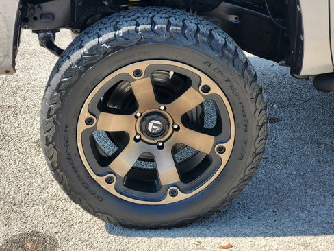 Used 2014 Toyota Tundra SR5 w/ TRD Off Road Package image 29