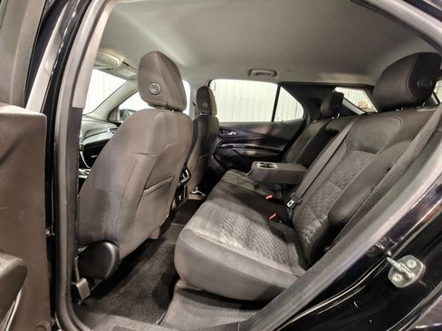 Used 2018 Chevrolet Equinox LT FWD image 23