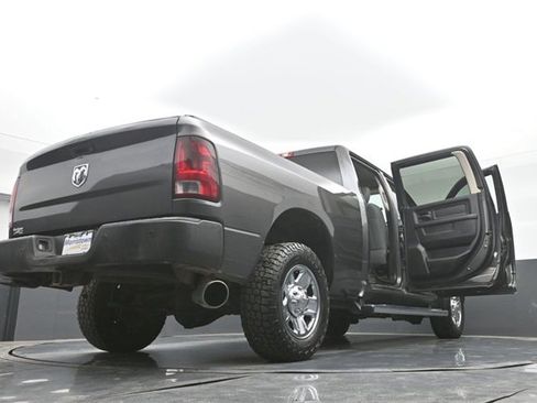 Used 2016 RAM 2500 Tradesman w/ Chrome Appearance Group image 50